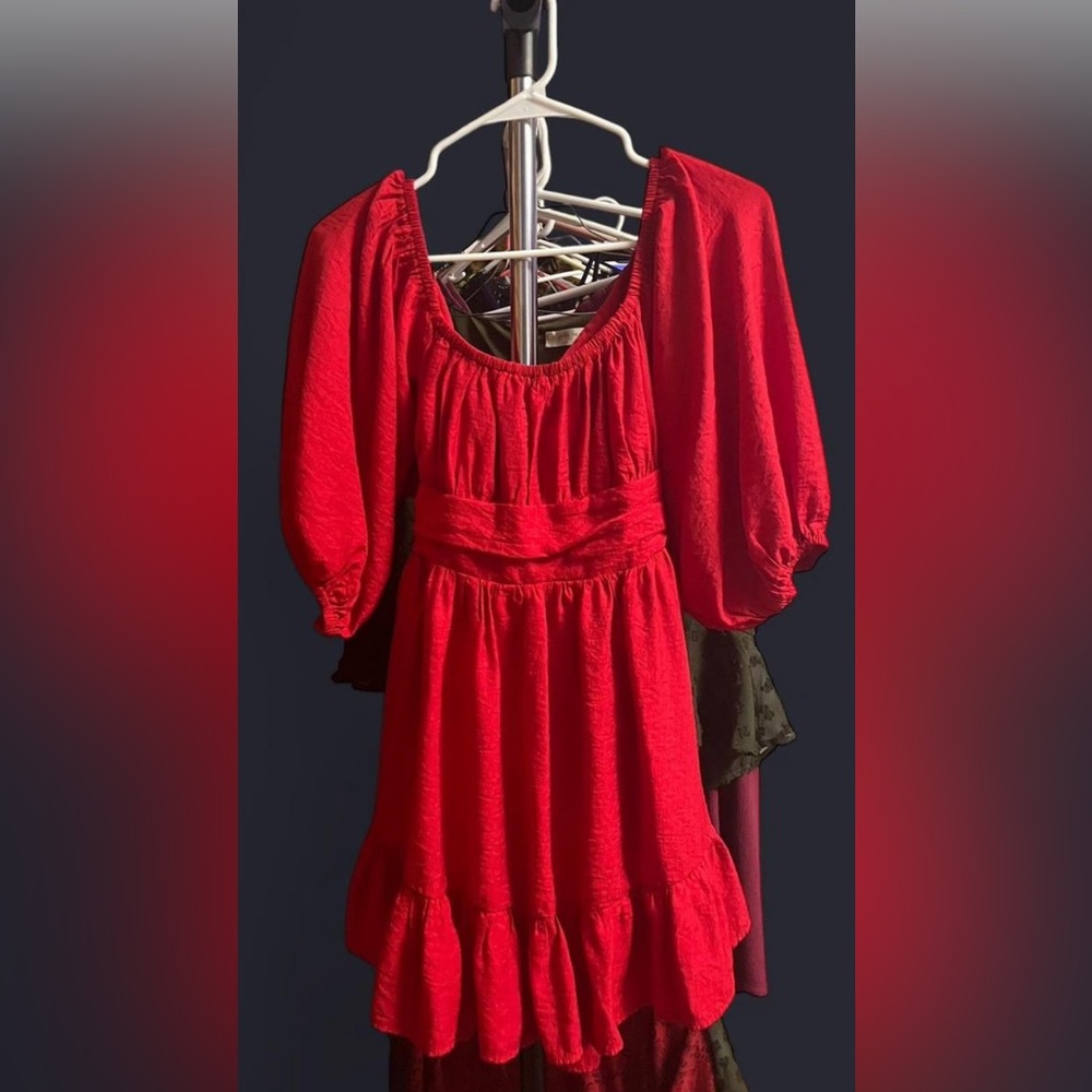 Casual Red Spring Dress with Bow-Tie in back.